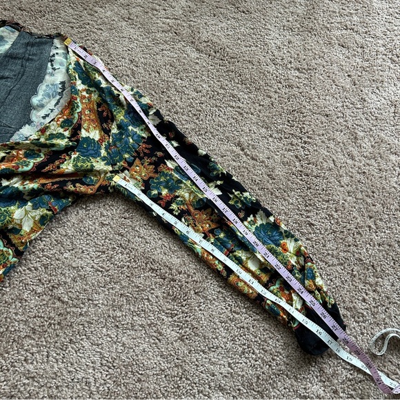 Free People Lovely Dreams Floral Black Noir Bohemian Tunic Size Small - Picture 10 of 10